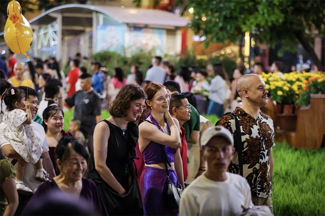 Đưa tết thành sản phẩm du lịch tỉ USD- Ảnh 1. Đưa tết thành sản phẩm du lịch tỉ USD- Ảnh 1.