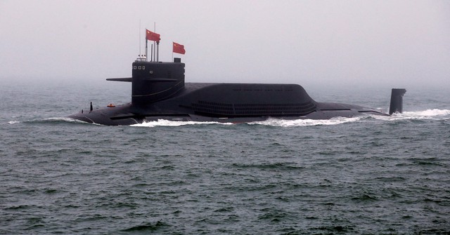 T&agrave;u ngầm hạt nh&acirc;n Type 95 của Trung Quốc lần đầu lộ diện - Ảnh 1.