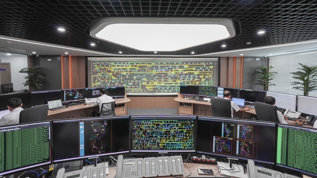 Trung t&acirc;m Điều độ hệ thống điện TP . HCM vận h&agrave;nh lưới điện th&ocirc;ng minh cho si&ecirc;u đ&ocirc; thị 2026 - Ảnh 2.