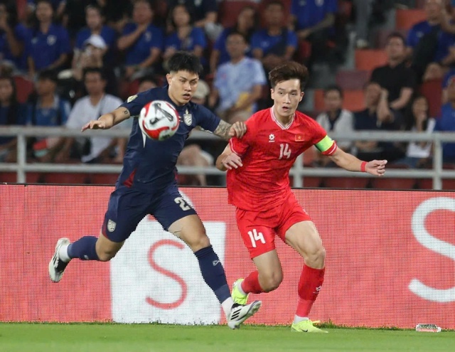 Đội tuyển Th&aacute;i Lan sắp đấu trận &lsquo;sinh tử&rsquo; giải ch&acirc;u &Aacute;, HLV Hudson lo sốt v&oacute; v&igrave;&hellip;- Ảnh 2.