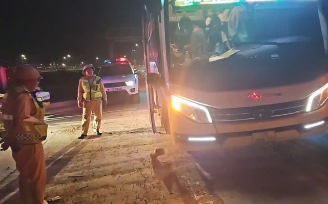 Phạt nặng xe giường nằm nhồi nh&eacute;t kh&aacute;ch tr&ecirc;n cao tốc Vĩnh Hảo - Phan Thiết 2026 - Ảnh 1.