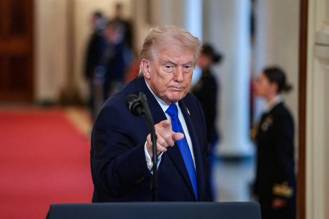 Mỹ giảm nhân viên ở Li Băng, ông Trump đe dọa 'ngày rất tồi tệ' của Iran - Ảnh 1.