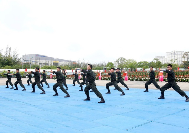 Trường ĐH Cảnh sát nhân dân không dùng riêng điểm thi tốt nghiệp THPT để tuyển sinh - Ảnh 1.