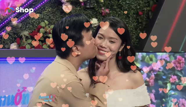 Chàng trai 32 tuổi chưa mối tình nào được cô gái xinh đẹp đồng ý hẹn hò - Ảnh 4. Chàng trai 32 tuổi chưa mối tình nào được cô gái xinh đẹp đồng ý hẹn hò - Ảnh 4.