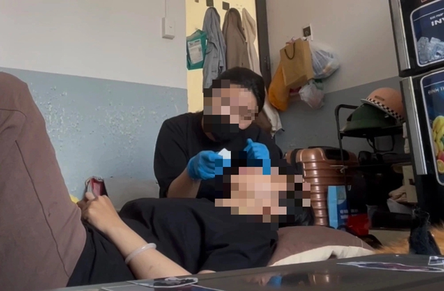 Tp . Hcm: Một người tử vong sau khi truyền trắng da tại nh&agrave; kh&ocirc;ng an to&agrave;n - Ảnh 3.