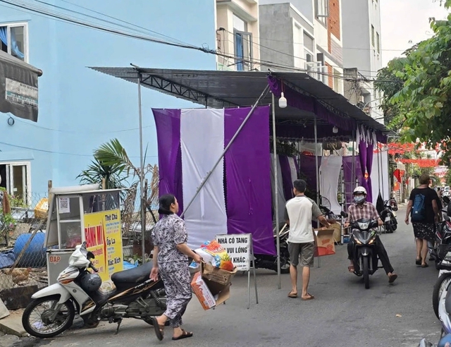 Đ&agrave; Nẵng: Con trai nghi s&aacute;t hại cha ruột rồi vứt b&uacute;a v&agrave; ch&agrave;y b&ecirc;n h&ocirc;ng nh&agrave;- Ảnh 1.