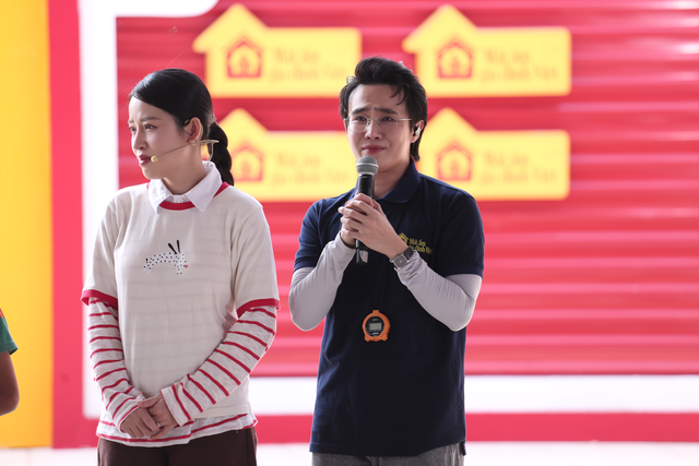 - Ảnh 2. Diễn viên Puka khóc nức nở trên truyền hình - Ảnh 2.