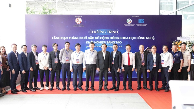 TP.HCM th&iacute; điểm mạng 6G trong năm 2026, hướng đến đ&ocirc; thị số to&agrave;n diện - Ảnh 1.