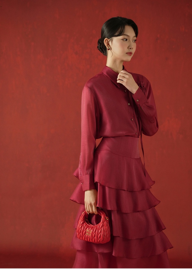 Diện mạo mùa xuân tươi sáng từ chân váy dáng dài- Ảnh 4. Diện mạo mùa xuân tươi sáng từ chân váy dáng dài- Ảnh 4.