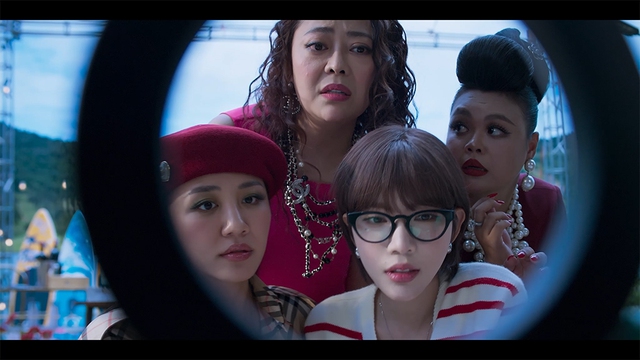 'Thỏ ơi' của Trấn Th&agrave;nh vượt mốc doanh thu 300 tỉ đồng- Ảnh 1.