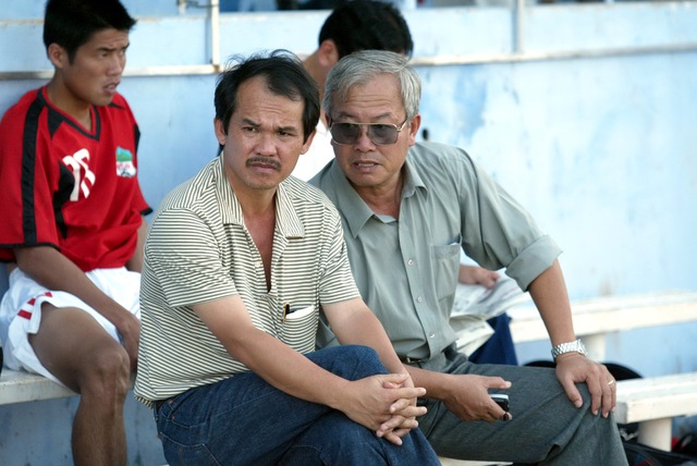 Vĩnh biệt cựu Giám đốc kỹ thuật CLB HAGL Nguyễn Văn Vinh, 'quân sư' lẫy lừng của bầu Đức- Ảnh 2. Vĩnh biệt cựu Giám đốc kỹ thuật CLB HAGL Nguyễn Văn Vinh, 'quân sư' lẫy lừng của bầu Đức- Ảnh 2.