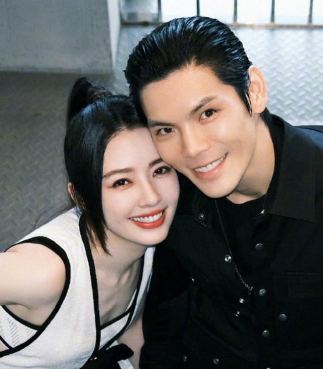 '&Ocirc;ng tr&ugrave;m giải tr&iacute;' Hướng Hoa Cường giao to&agrave;n bộ t&agrave;i sản cho con d&acirc;u- Ảnh 4.