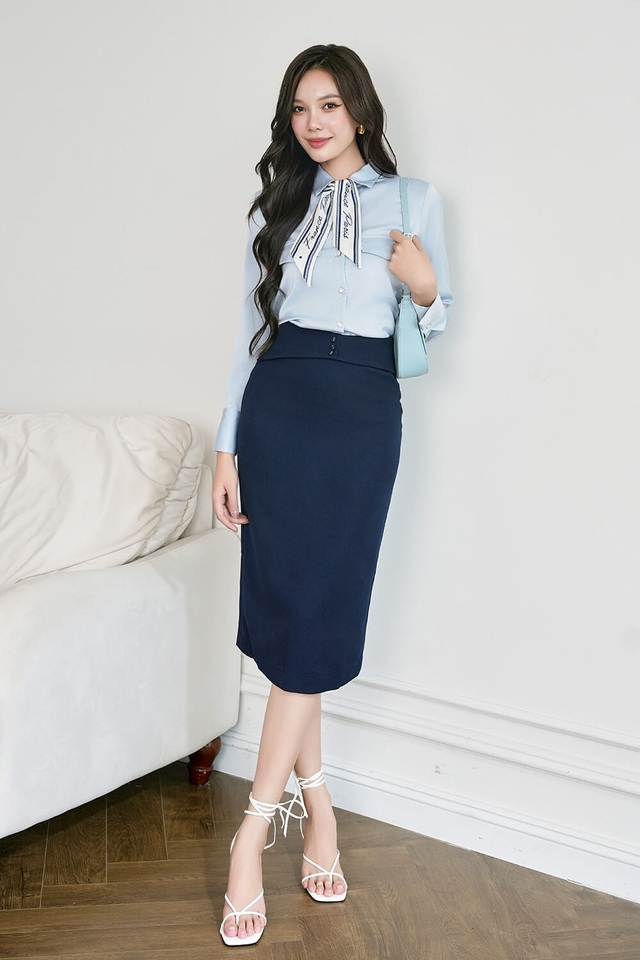 Phong cách trang nhã với áo sơ mi xanh pastel- Ảnh 6.