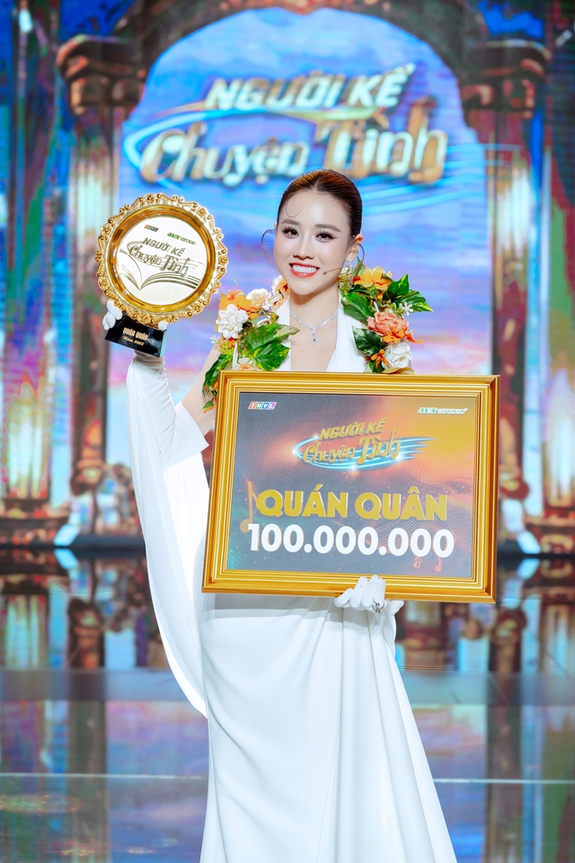 Cô gái hát bolero vừa giành quán quân 'Người kể chuyện tình' là ai?- Ảnh 3. Cô gái hát bolero vừa giành quán quân 'Người kể chuyện tình' là ai?- Ảnh 3.