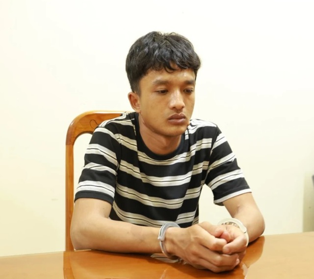 Nửa đêm đột nhập nhà dân, nam thanh niên khống chế cụ bà 79 tuổi cướp vàng - Ảnh 1. Nửa đêm đột nhập nhà dân, nam thanh niên khống chế cụ bà 79 tuổi cướp vàng - Ảnh 1.