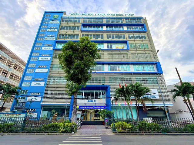 Trung tâm CECICS-PNTU: Dấu ấn tiên phong, ngọn lửa cống hiến đổi mới giáo dục y khoa - Ảnh 1.