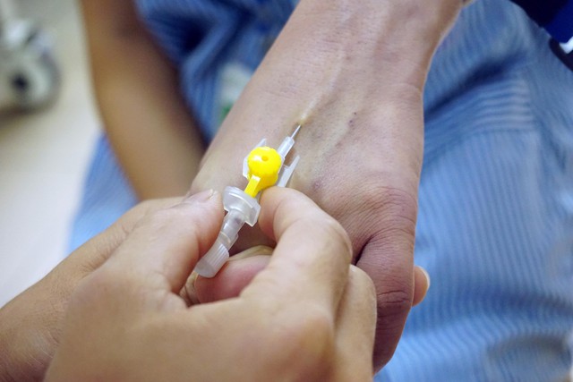 Thêm thuốc ung thư thế hệ mới vào danh mục BHYT năm 2026 - Ảnh 1. Thêm thuốc ung thư thế hệ mới vào danh mục BHYT năm 2026 - Ảnh 1.