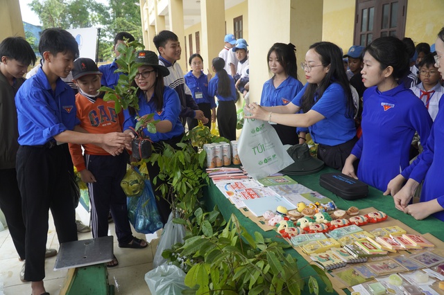Th&aacute;ng 3 kh&ocirc;ng chỉ cao tr&agrave;o m&agrave; khởi đầu nhiệm kỳ h&agrave;nh động tuổi trẻ Quảng Trị- Ảnh 5.