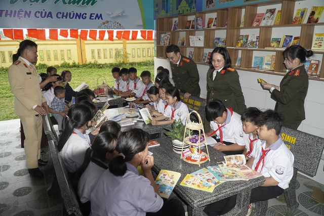 Th&aacute;ng 3 kh&ocirc;ng chỉ cao tr&agrave;o m&agrave; khởi đầu nhiệm kỳ h&agrave;nh động tuổi trẻ Quảng Trị- Ảnh 4.