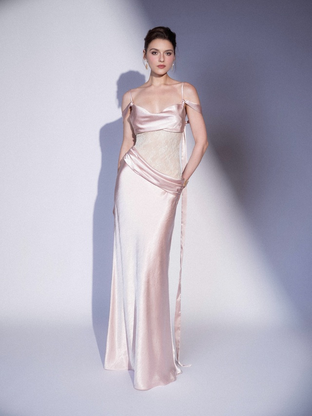 Bắt trend 'phú bà' với những thiết kế váy lụa sang chảnh - Ảnh 1.