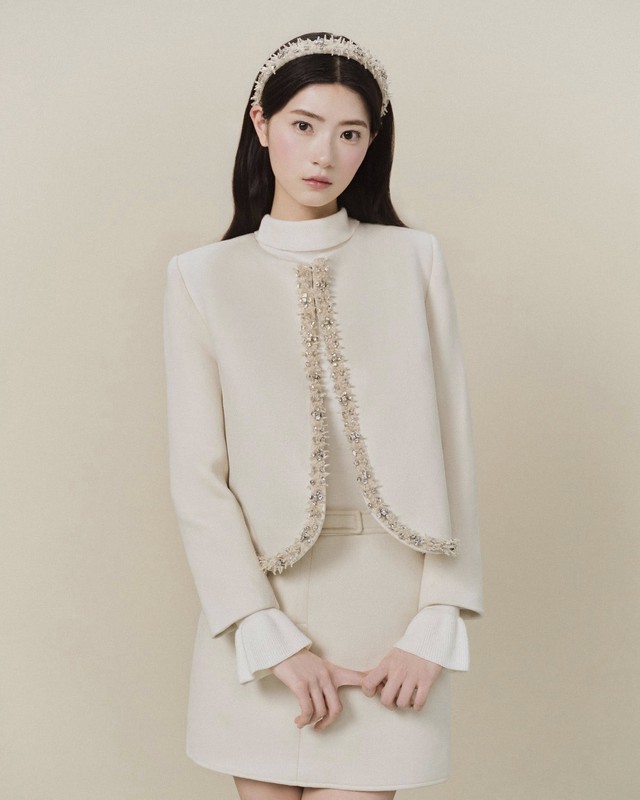 Chân váy ngắn và sức hút vượt thời gian - Ảnh 4.