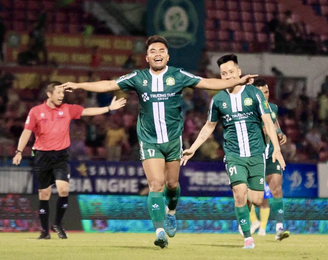  Vô địch lượt đi- Ảnh 1.