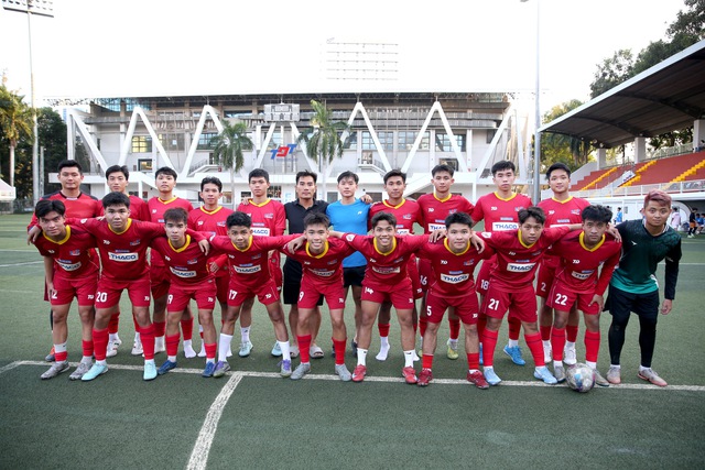  Tân binh có HLV ngoại tạo ấn tượng trước VCK - Ảnh 1.