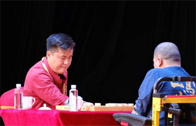 Truyền thông Trung Quốc thán phục tài năng Lại Lý Huynh, kỳ thủ Việt Nam nói lời đặc biệt- Ảnh 1. Truyền thông Trung Quốc thán phục tài năng Lại Lý Huynh, kỳ thủ Việt Nam nói lời đặc biệt- Ảnh 1.