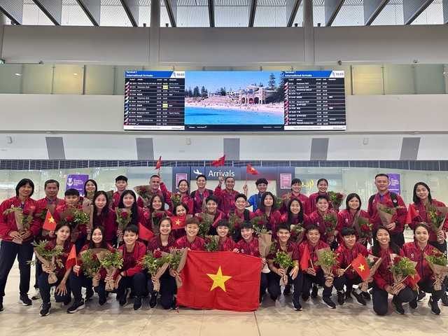  Đội tuyển nữ Việt Nam đến Úc an toàn, đấu 12 giờ trưa- Ảnh 2.