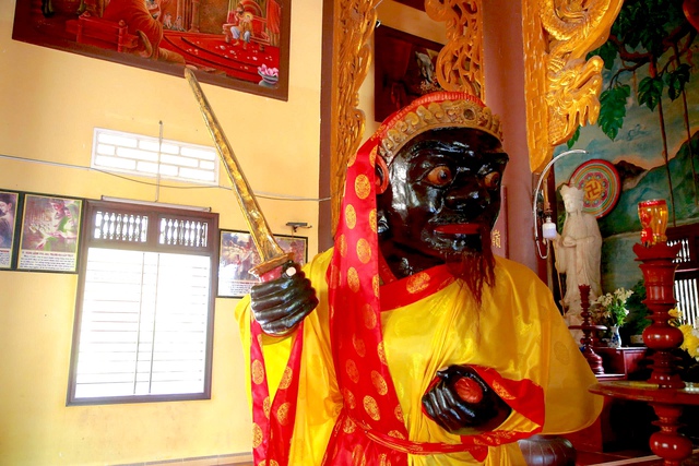 Chùa cổ cùng hai pho tượng đá với huyền tích trồi lên từ lòng đất- Ảnh 3.