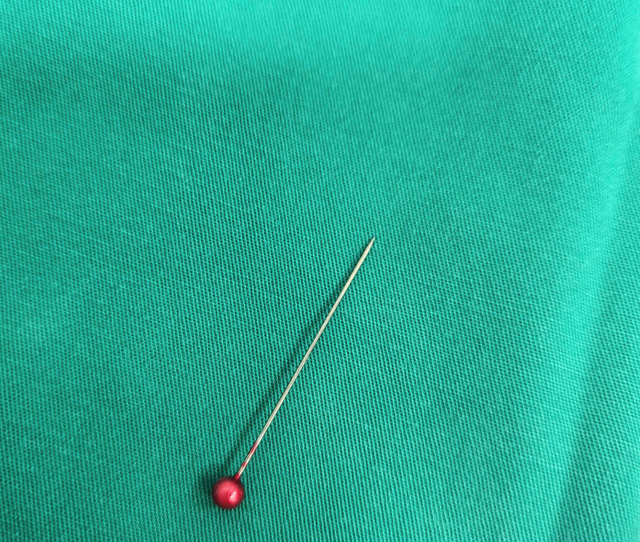 B&aacute;c sĩ cảnh b&aacute;o h&oacute;c dị vật, tai nạn ph&aacute;o nổ dịp cận Tết - Ảnh 1.