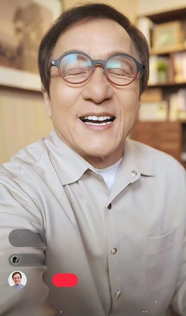 Thành Long mắc chứng rối loạn tăng động giảm chú ý- Ảnh 1.
Trong video trên Xiaohongshu, Thành Long lần đầu công khai việc bản thân mắc chứng rối loạn tăng động giảm chú ý