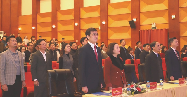 - Ảnh 1. - Ảnh 1.