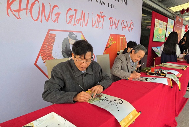 Hội s&aacute;ch, b&aacute;o Xu&acirc;n B&iacute;nh Ngọ 2026 L&acirc;m Đồng lan tỏa sắc xu&acirc;n đến nhiều v&ugrave;ng miền- Ảnh 5.