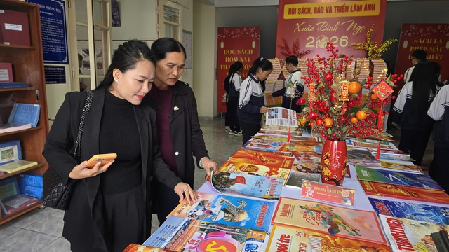 Hội s&aacute;ch, b&aacute;o Xu&acirc;n B&iacute;nh Ngọ 2026 L&acirc;m Đồng lan tỏa sắc xu&acirc;n đến nhiều v&ugrave;ng miền- Ảnh 3.