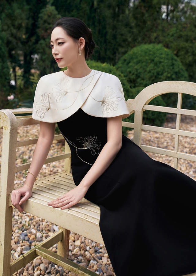 Ba tông màu dự tiệc sang trọng ai cũng mặc dịp đầu xuân năm mới- Ảnh 9.