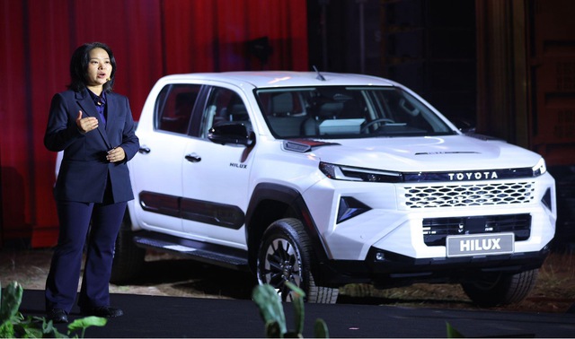 Phân khúc bán tải nổi sóng khi Toyota trình làng Hilux thế hệ thứ 9 - Ảnh 1. Phân khúc bán tải nổi sóng khi Toyota trình làng Hilux thế hệ thứ 9 - Ảnh 1.