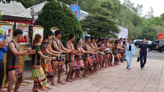 Ấm &aacute;p xu&acirc;n bi&ecirc;n giới Đồng Nai - Ảnh 1.