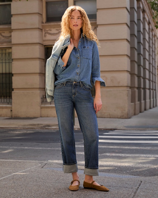 Áo khoác denim, kaki 'thống trị' đường phố- Ảnh 7.