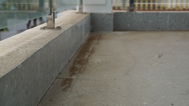 Bụi v&agrave;ng bủa v&acirc;y khu d&acirc;n cư ở Hải Ph&ograve;ng  - Ảnh 2.