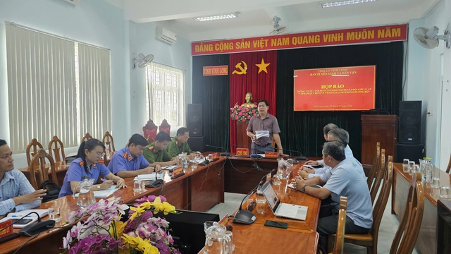 Vụ nữ sinh Vĩnh Long tử vong: Tiến độ điều tra v&agrave; khởi tố t&agrave;i xế g&acirc;y tai nạn - Ảnh 1.