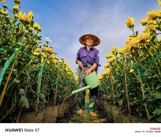 Tết hai miền: Quen m&agrave; lạ qua những khung h&igrave;nh đời thường - Ảnh 5.