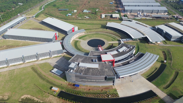 Tăng trưởng kinh tế Đồng Nai dẫn đầu v&ugrave;ng Đ&ocirc;ng Nam bộ - Ảnh 1.