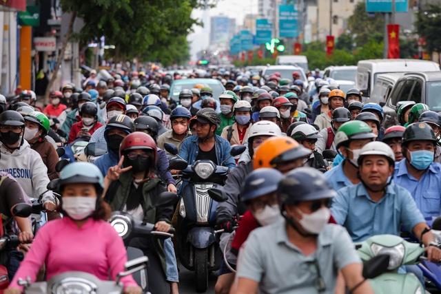 TP.HCM tung loạt giải ph&aacute;p chống kẹt xe quanh s&acirc;n bay T&acirc;n Sơn Nhất dịp tết- Ảnh 3.