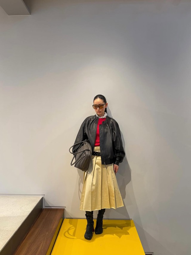 Đầu năm, nàng ưu ái diện chân váy xếp ly mọi lúc- Ảnh 10. Đầu năm, nàng ưu ái diện chân váy xếp ly mọi lúc- Ảnh 10.