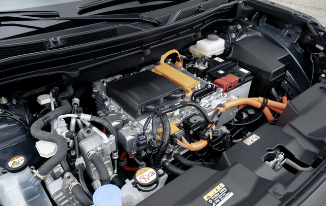 Dấu hiệu đặc trưng nhận biết &ocirc; t&ocirc; hybrid sẵn s&agrave;ng vận h&agrave;nh sau khi khởi động - Ảnh 3.