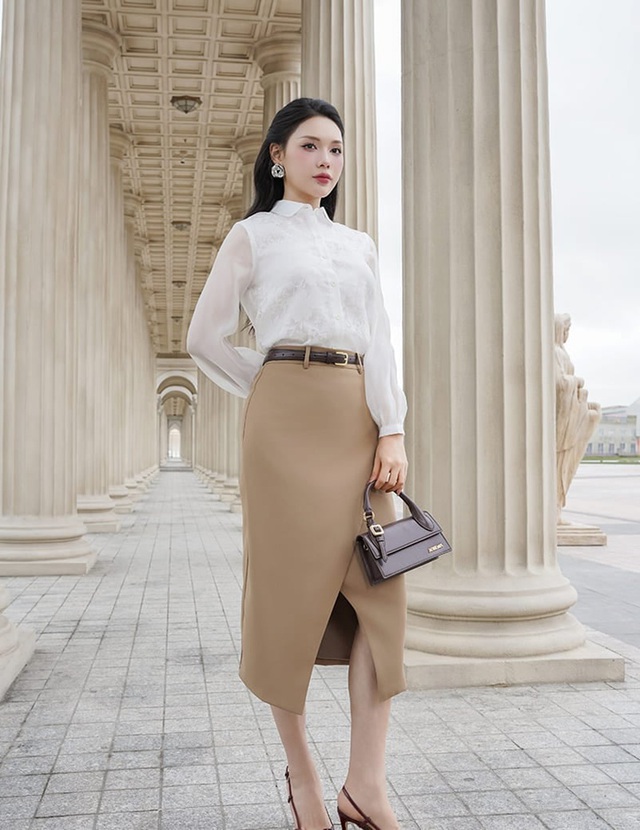 Vẻ đẹp thanh thoát bởi chân váy vạt lệch - Ảnh 2.