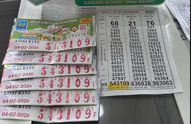 Shipper tr&uacute;ng 12 tỉ đồng xổ số miền Nam, nhận chuyển khoản to&agrave;n bộ - Ảnh 1.