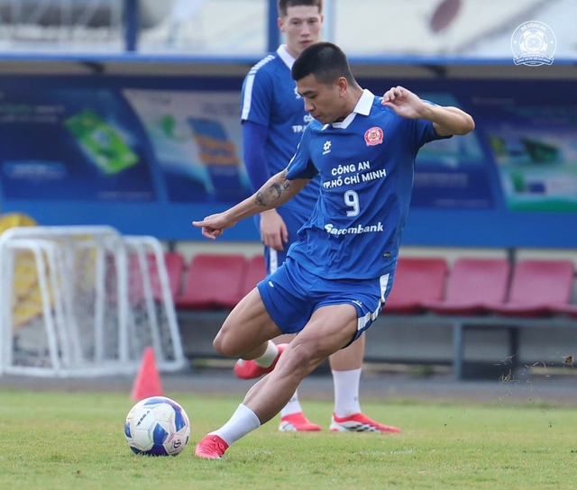 Chờ sao U.23 Việt Nam tỏa s&aacute;ng, đội CA TP.HCM quyết đua v&agrave;o tốp 3- Ảnh 3.
