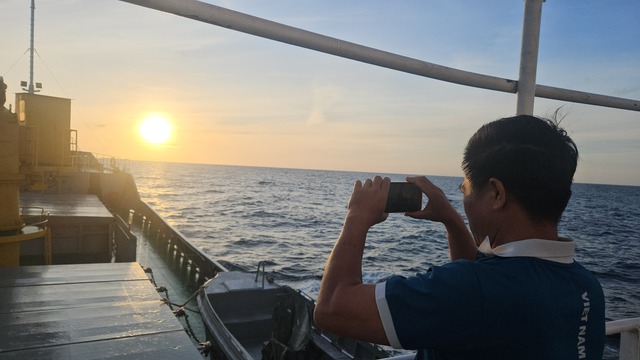 M&ecirc; mẩn đ&oacute;n b&igrave;nh minh v&agrave; ho&agrave;ng h&ocirc;n gần nh&agrave; gi&agrave;n DK1- Ảnh 7.